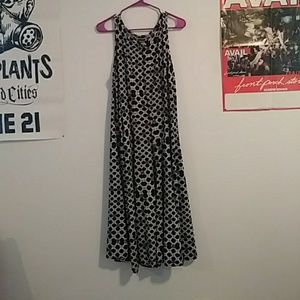 Flowy, long sleeveless summer dress